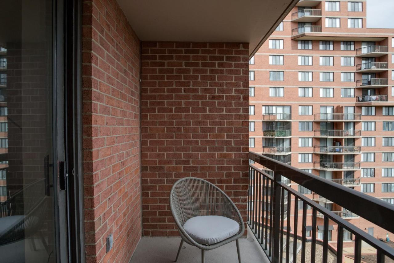 Stylish And Charming Apartment In Pentagon City Arlington Exterior foto